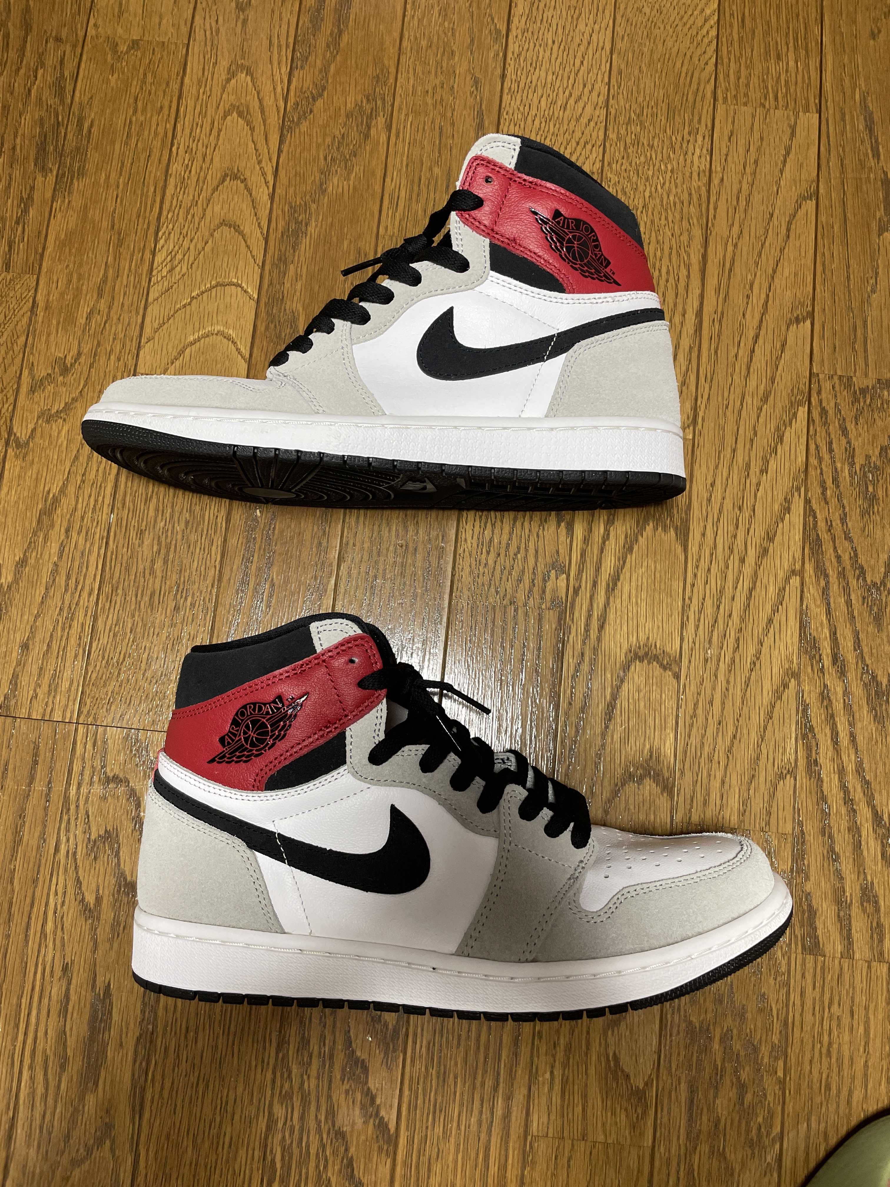 Nike Air Jordan 1 High OG "White/Black/Light Smoke Grey"