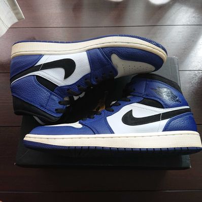 Nike Air Jordan 1 Mid "Deep Royal Blue"