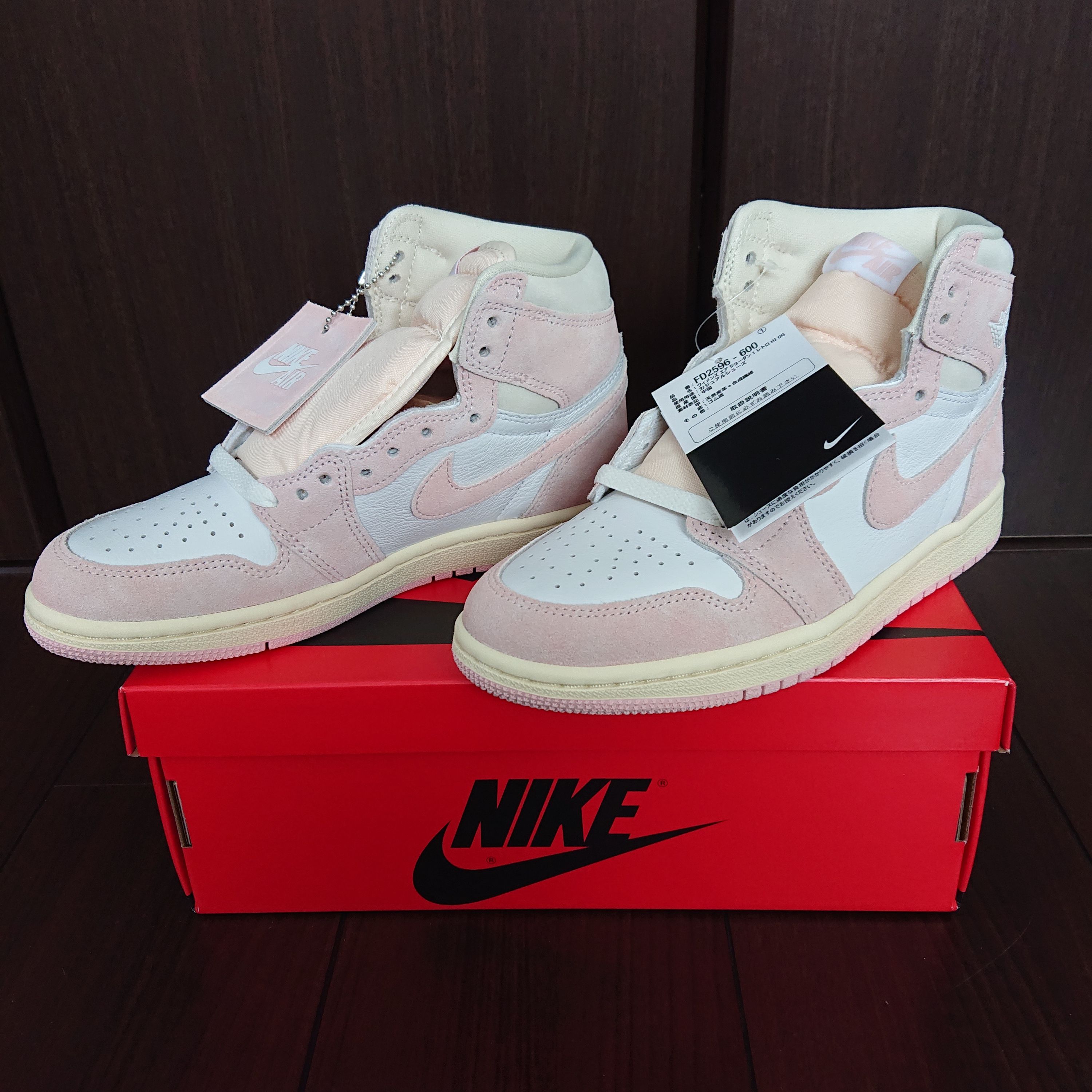 Nike Women's Air Jordan 1 Retro High OG "Washed Pink"