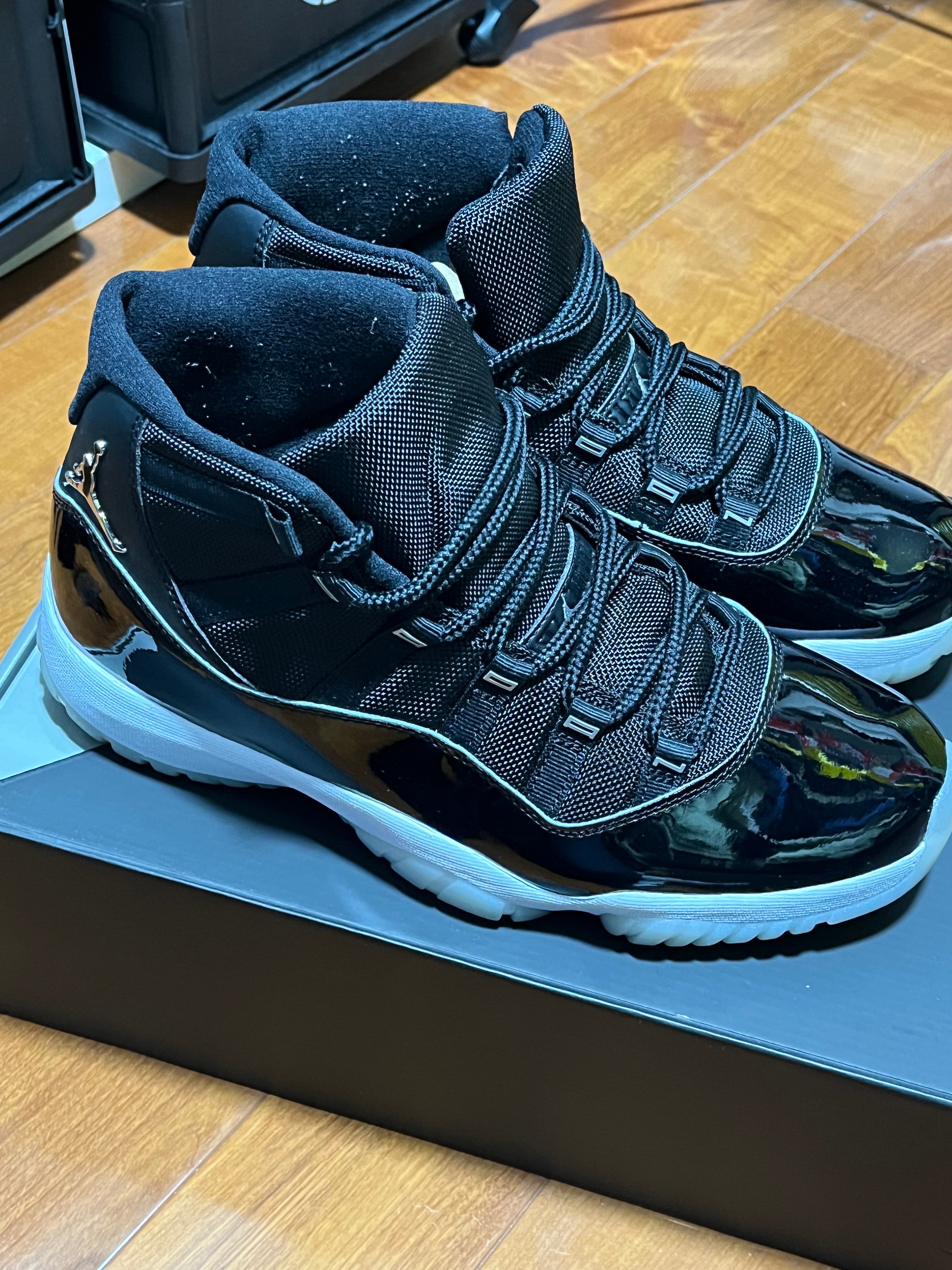 ジョーダン エアジョーダン11 (JORDAN Air Jordan 11) の新作・中古