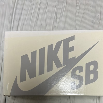 堀米 雄斗(Yuto Horigome) × Nike SB Dunk Low Pro QS "Wolf Grey"