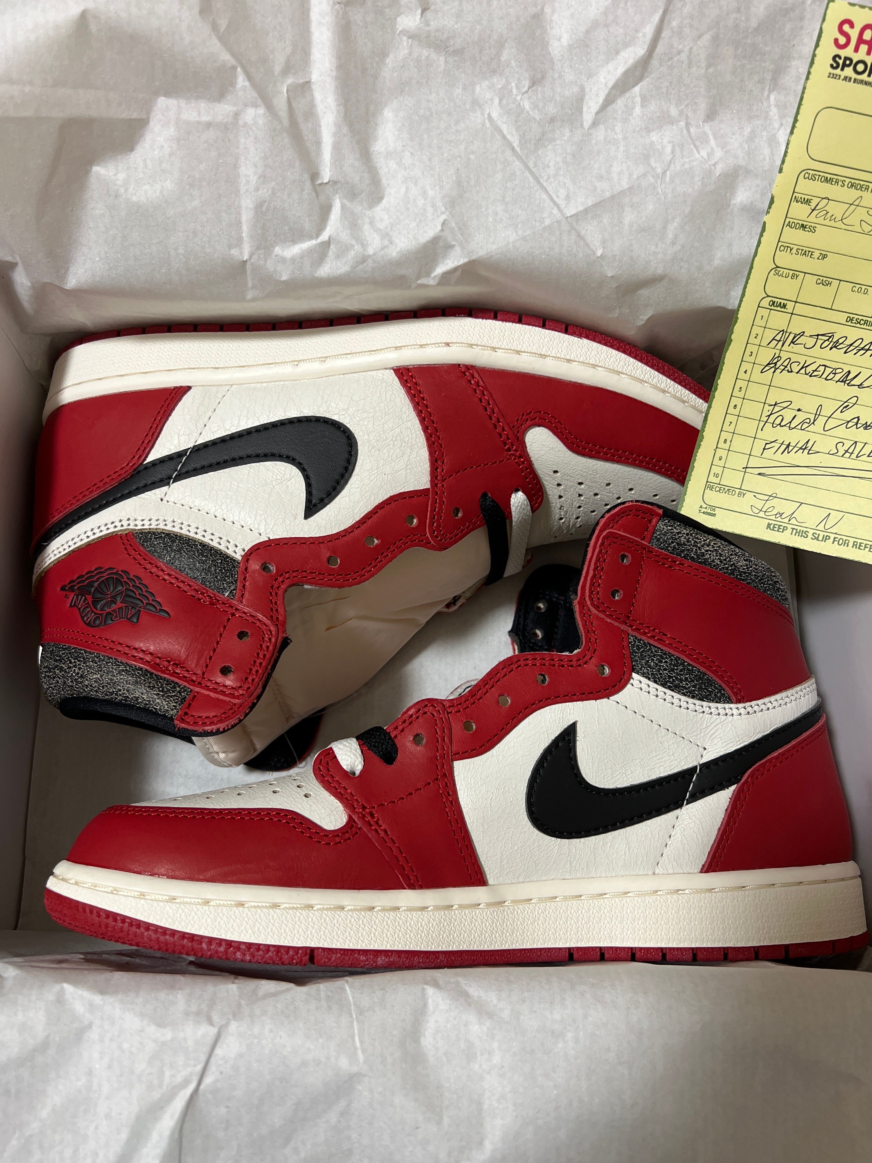 Nike Air Jordan 1 High OG "Lost & Found/Chicago"