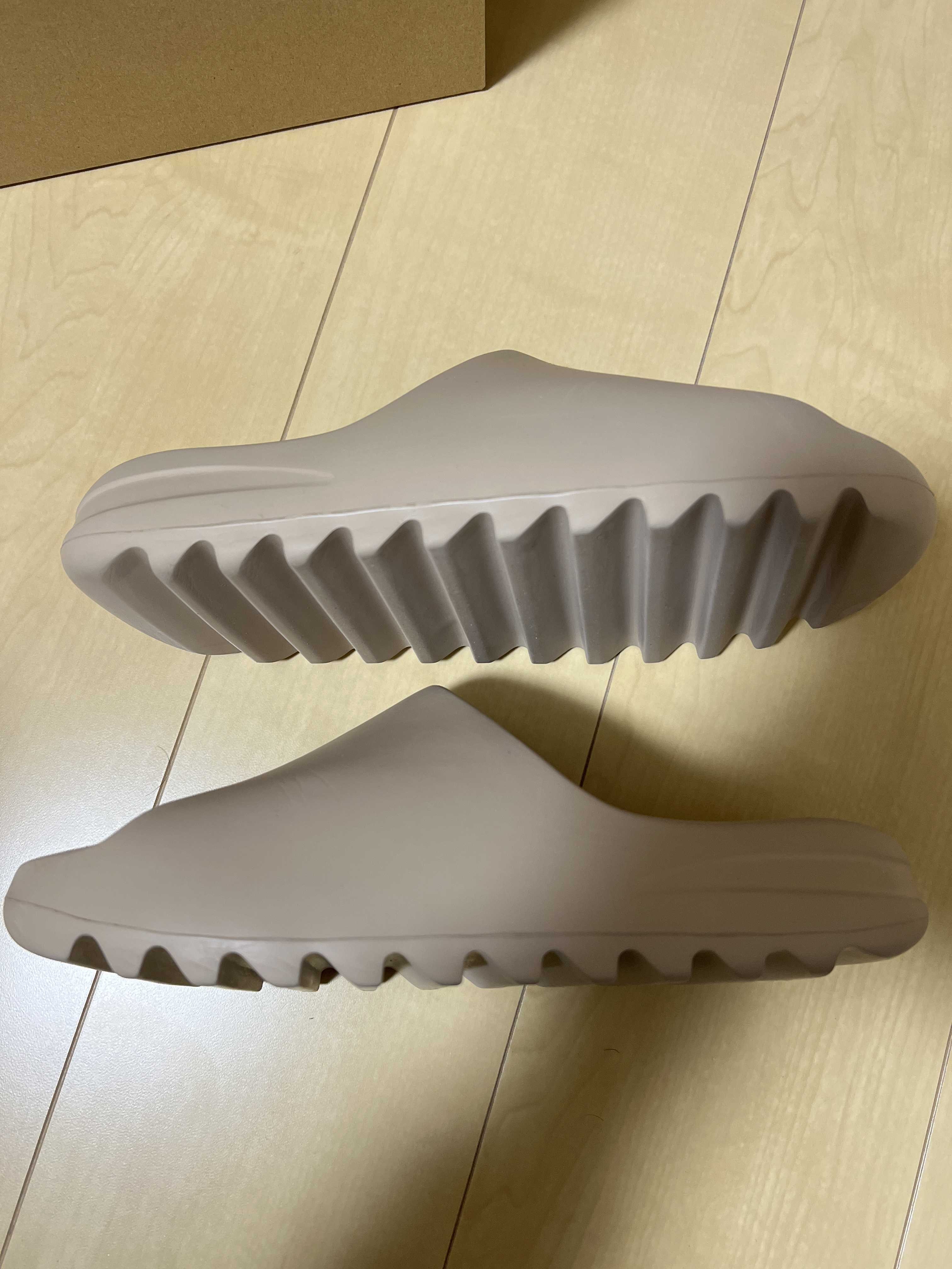 adidas YEEZY Slide "Pure" (GZ5554)