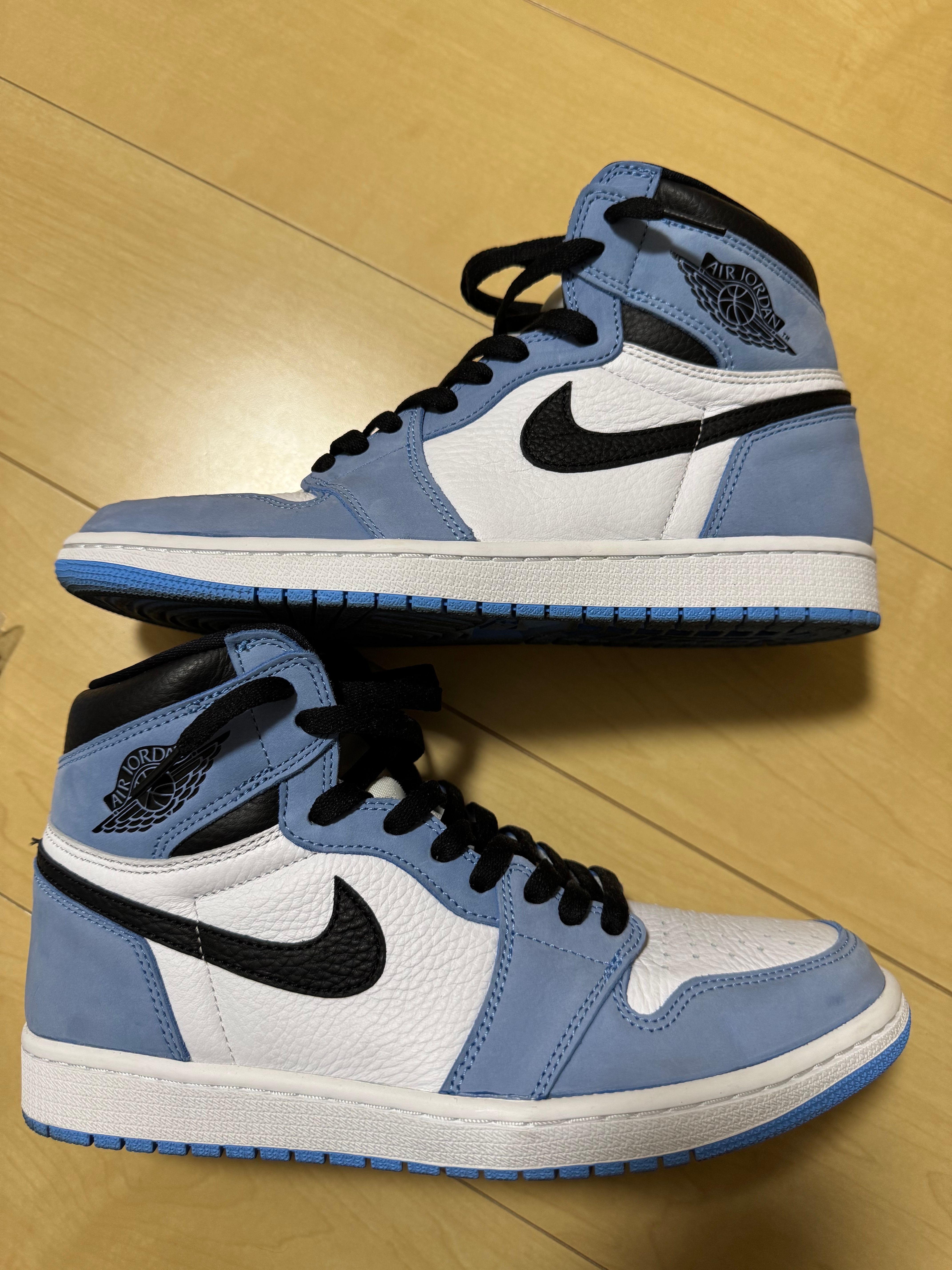 Nike Air Jordan 1 High OG "University Blue"