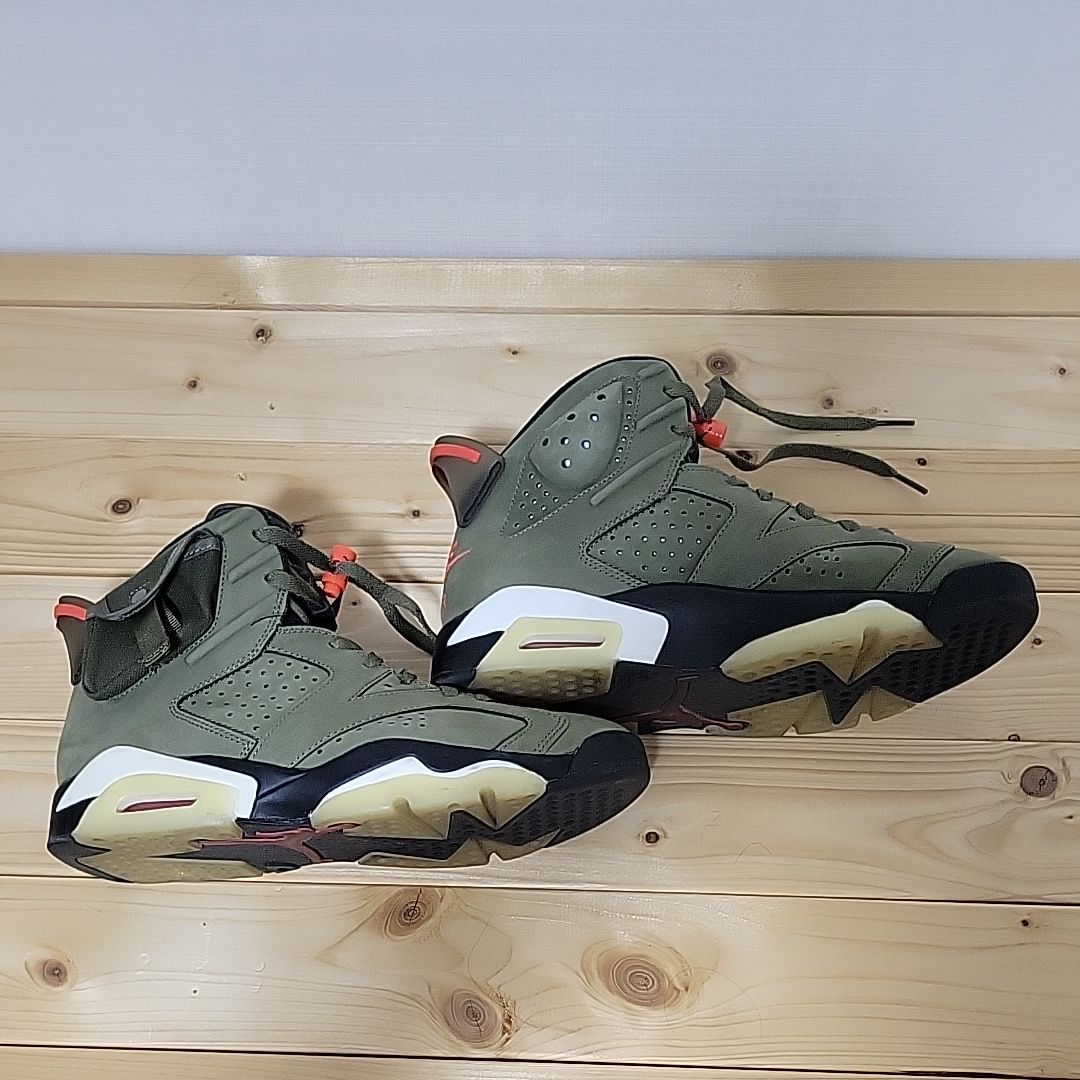Travis Scott × Nike Air Jordan 6 Retro "Medium Olive"