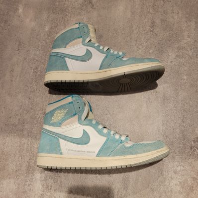Nike Air Jordan 1 Retro High OG "Turbo Green"