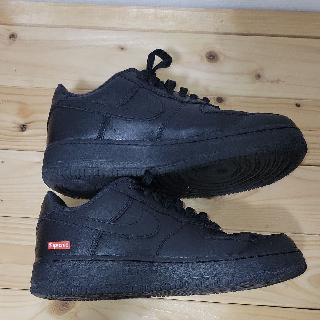 Supreme × Nike Air Force 1 Low "Black"