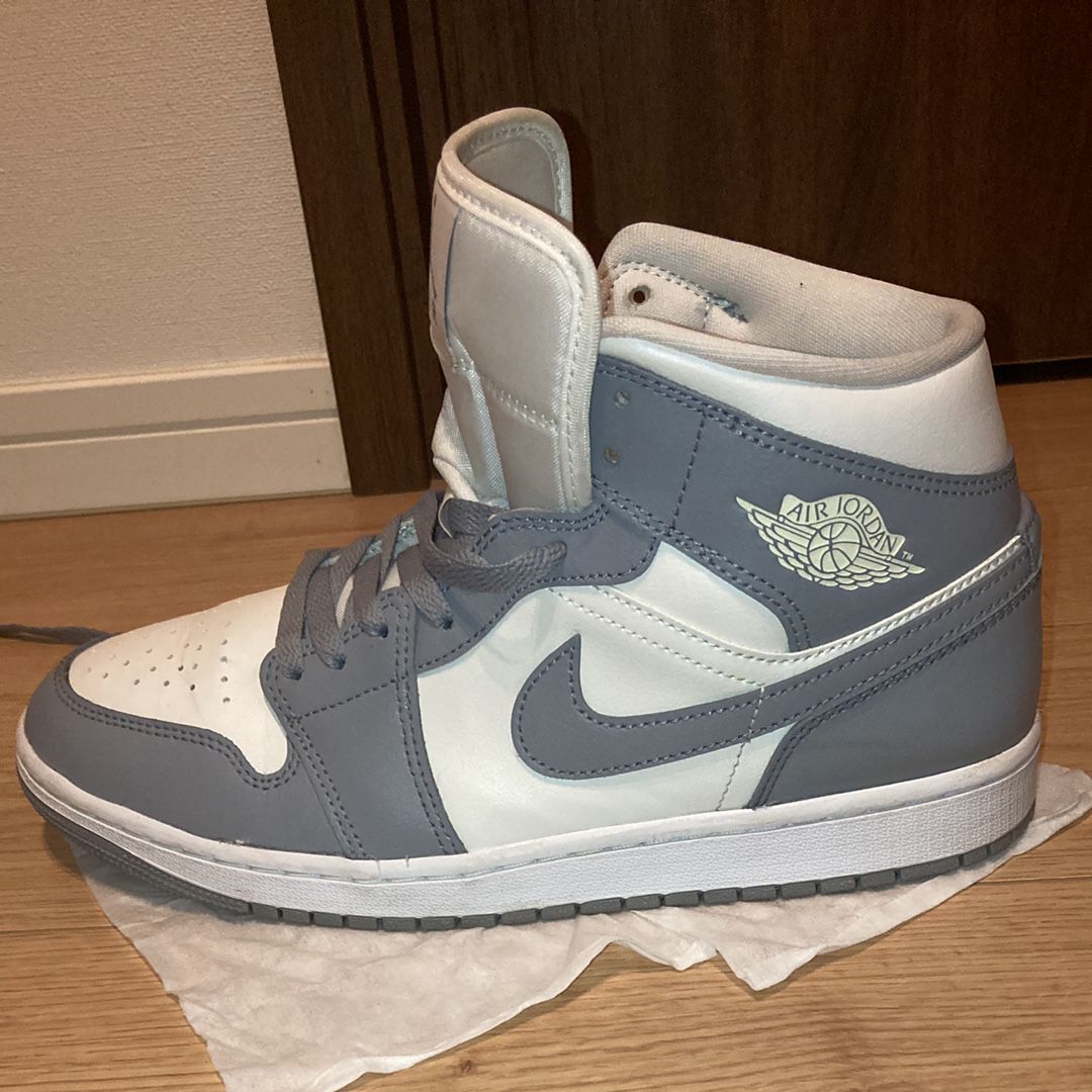 Nike Women's Air Jordan 1 Mid "Grey/Sail"