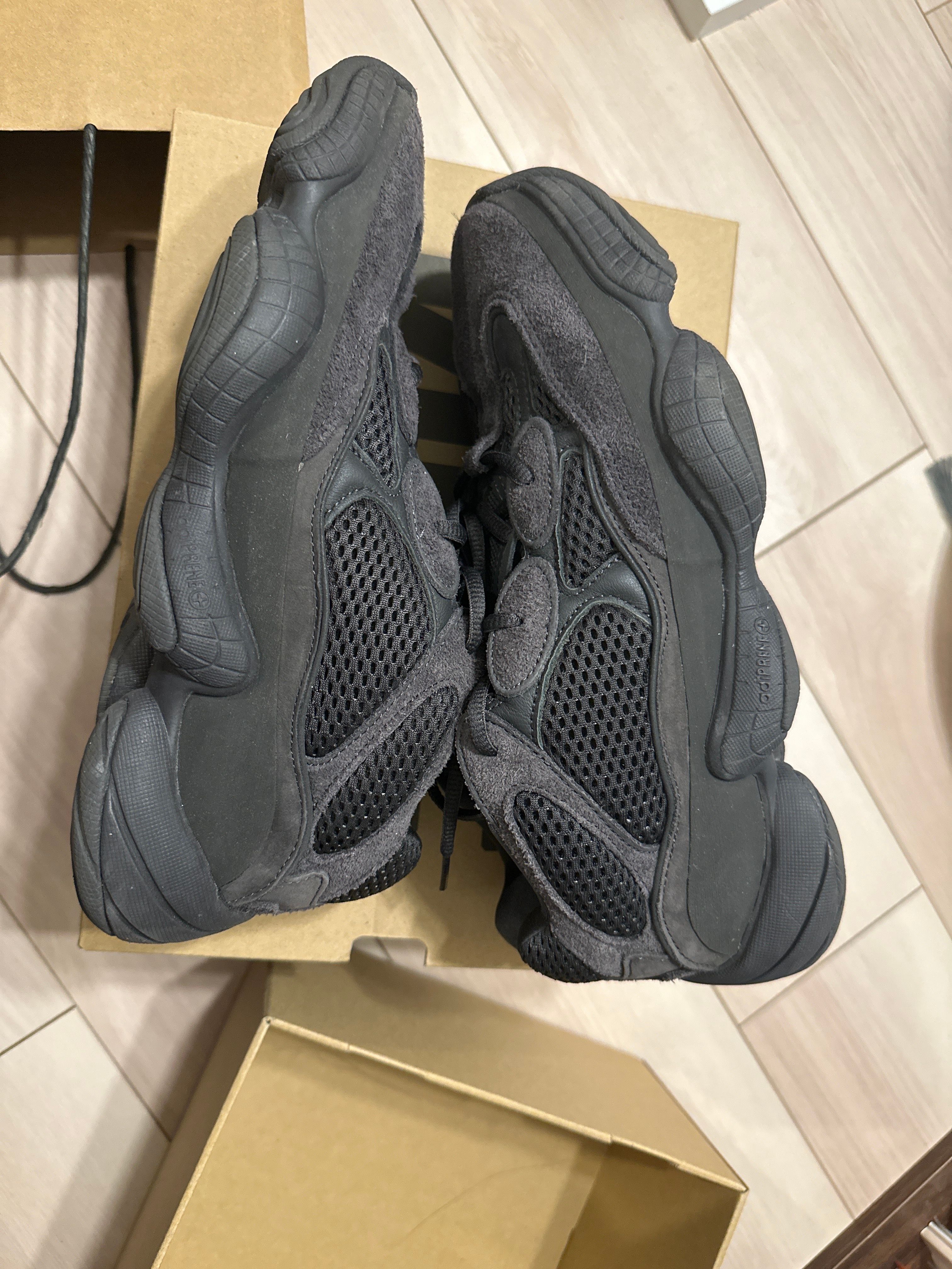 adidas YEEZY 500 "Utility Black"