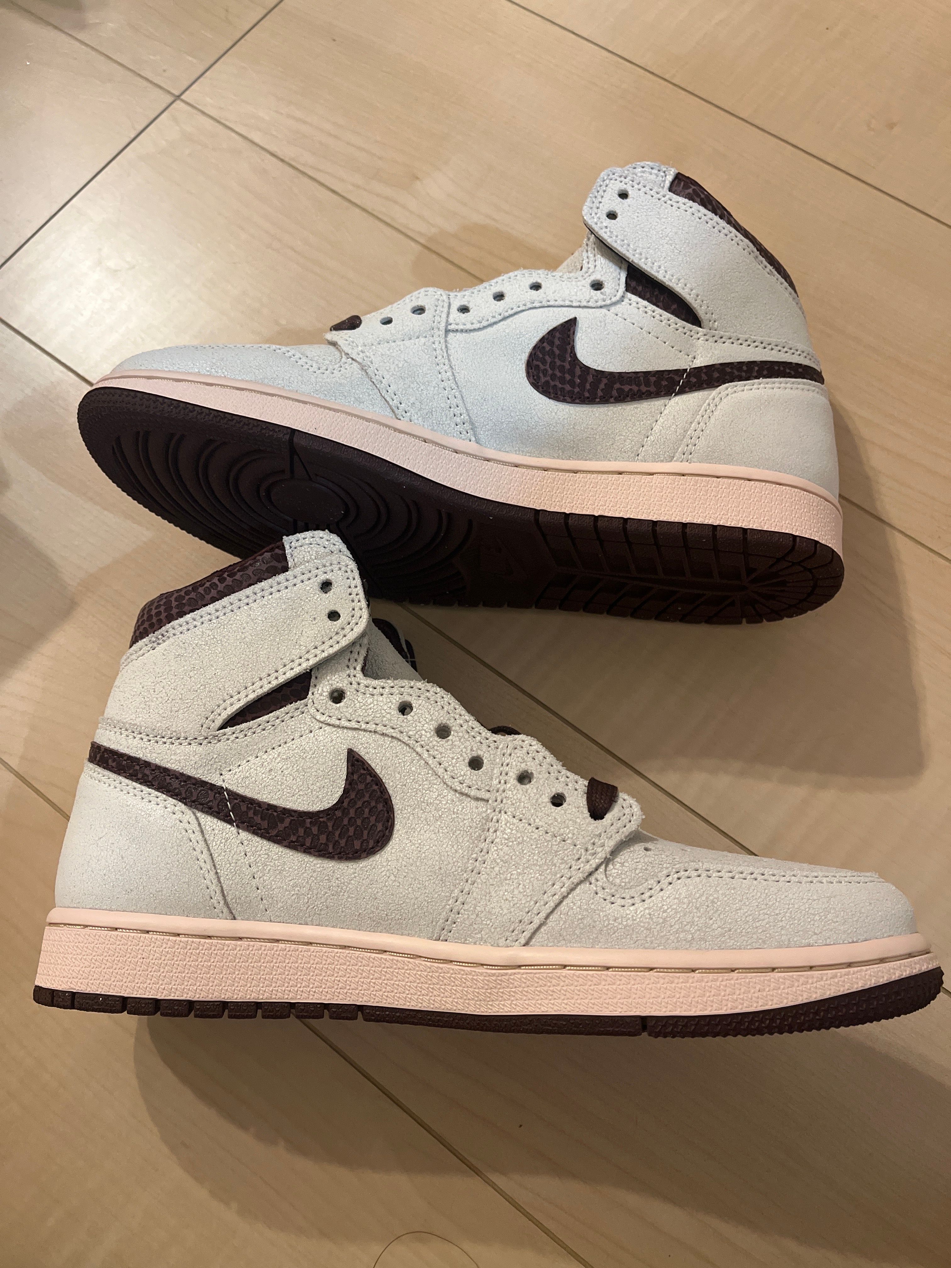 A Ma Maniere × Nike Air Jordan 1 Retro High OG "Sail and Burgundy"