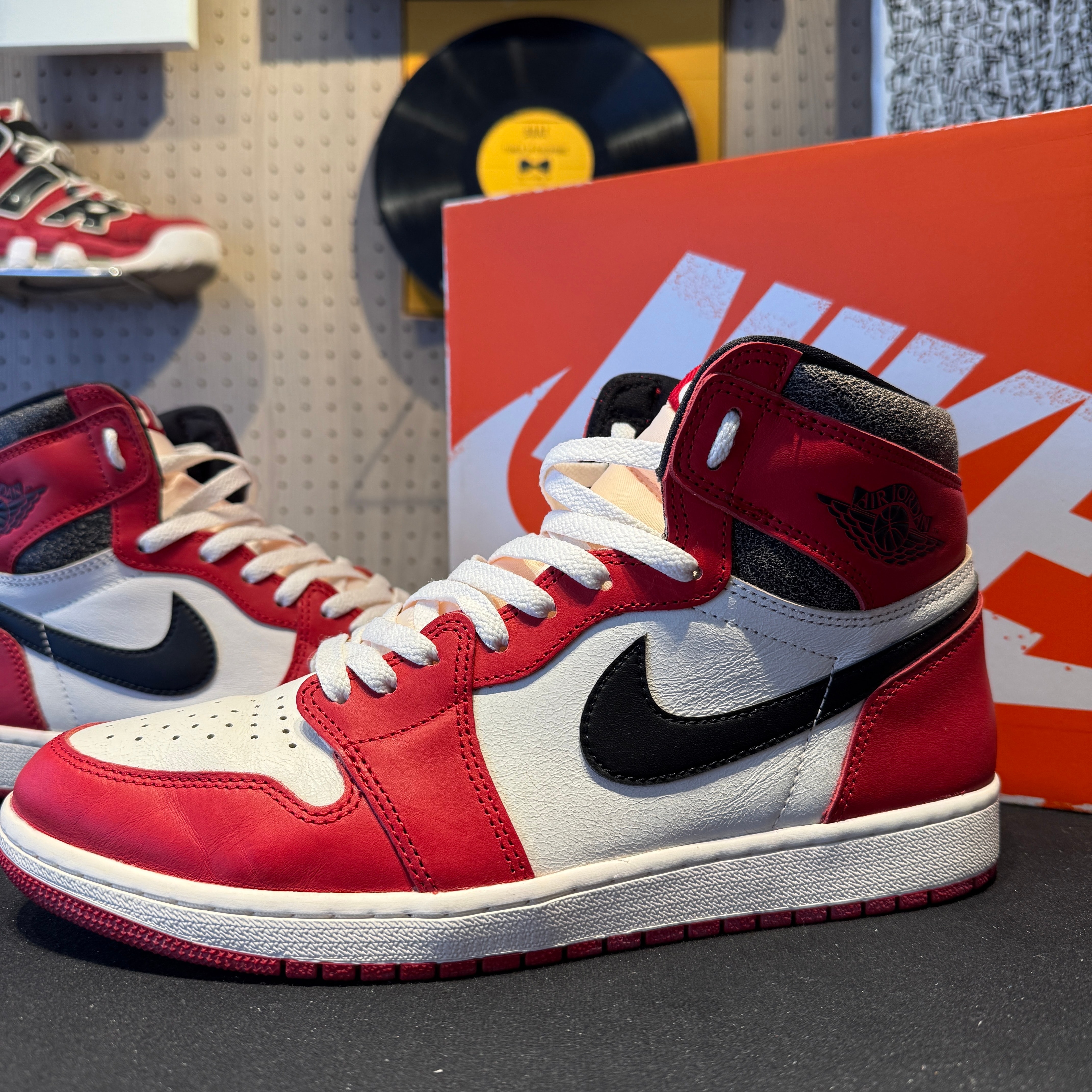Nike Air Jordan 1 High OG "Lost & Found/Chicago"