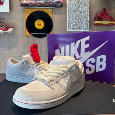 Nike SB Dunk Low PRM City of Love "Sail/White"