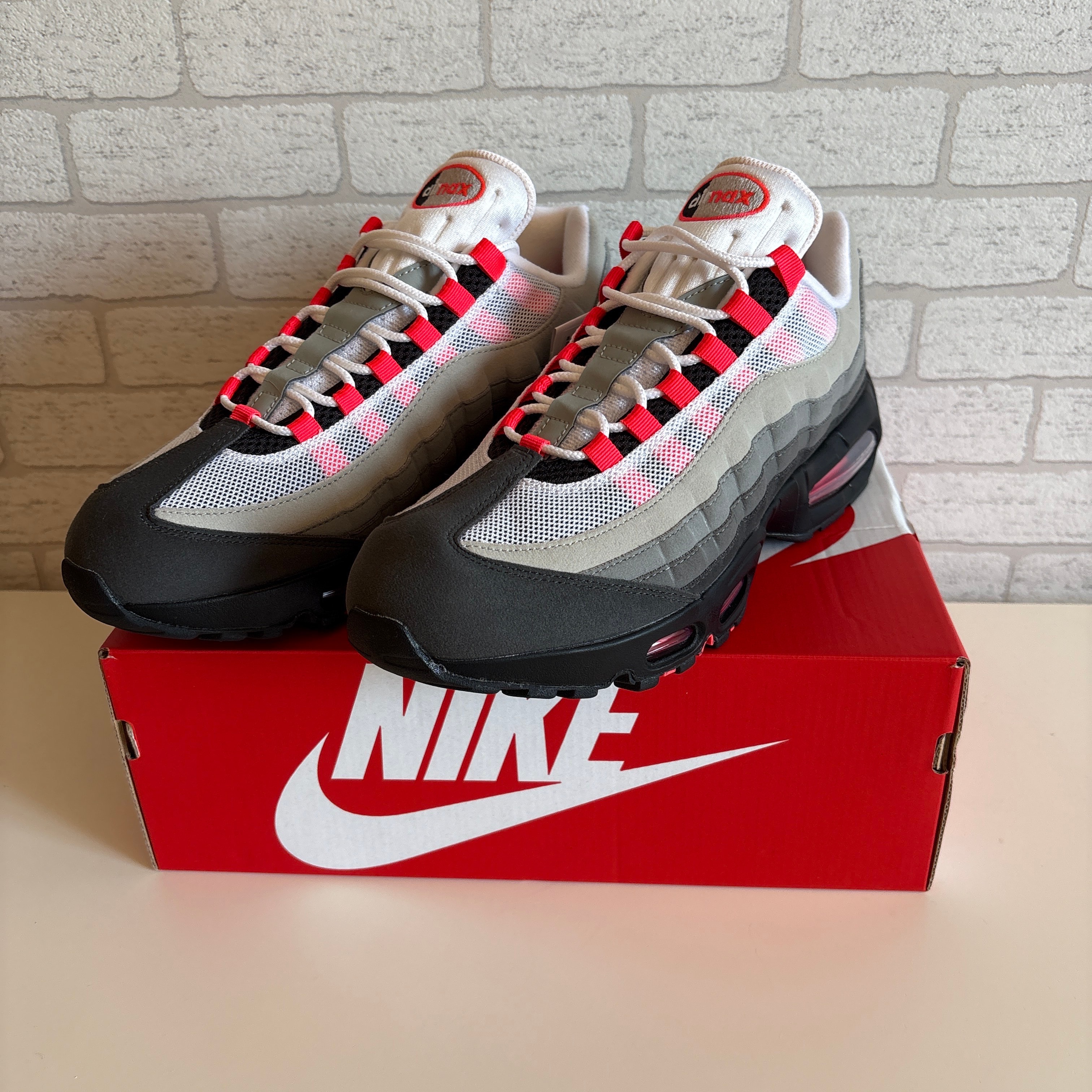 Nike Air Max 95 OG Big Bubble "Medium Ash/Solar Red"