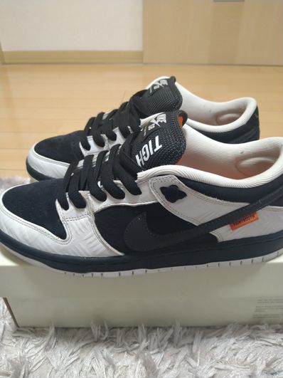 TIGHTBOOTH × Nike SB Dunk Low Pro QS "Black and White"