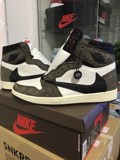 Travis Scott × Nike Air Jordan 1 Retro High OG TS SP "Sail/Dark Mocha"