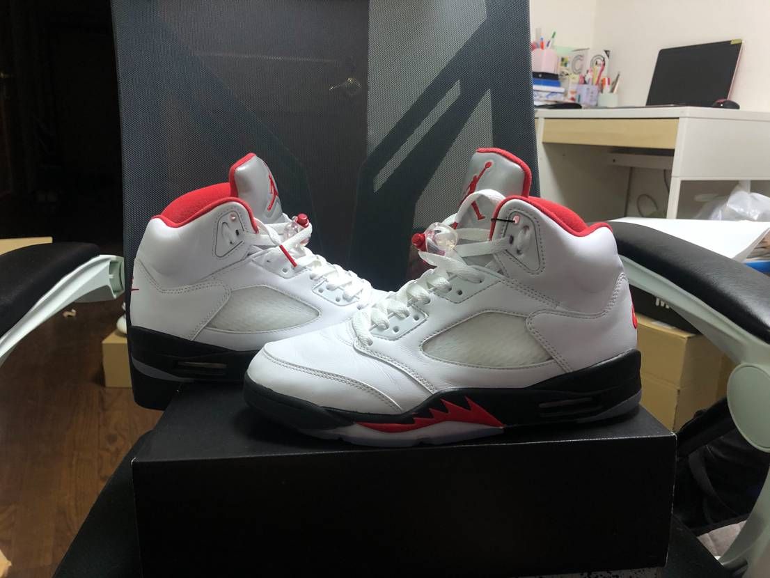 Nike Air Jordan 5 Retro "Fire Red" (2020)