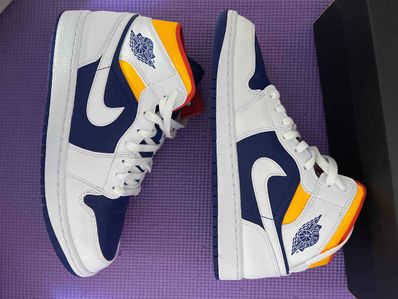 NIKE AIR JORDAN 1 MID "WHITE/NAVY/YELLOW"