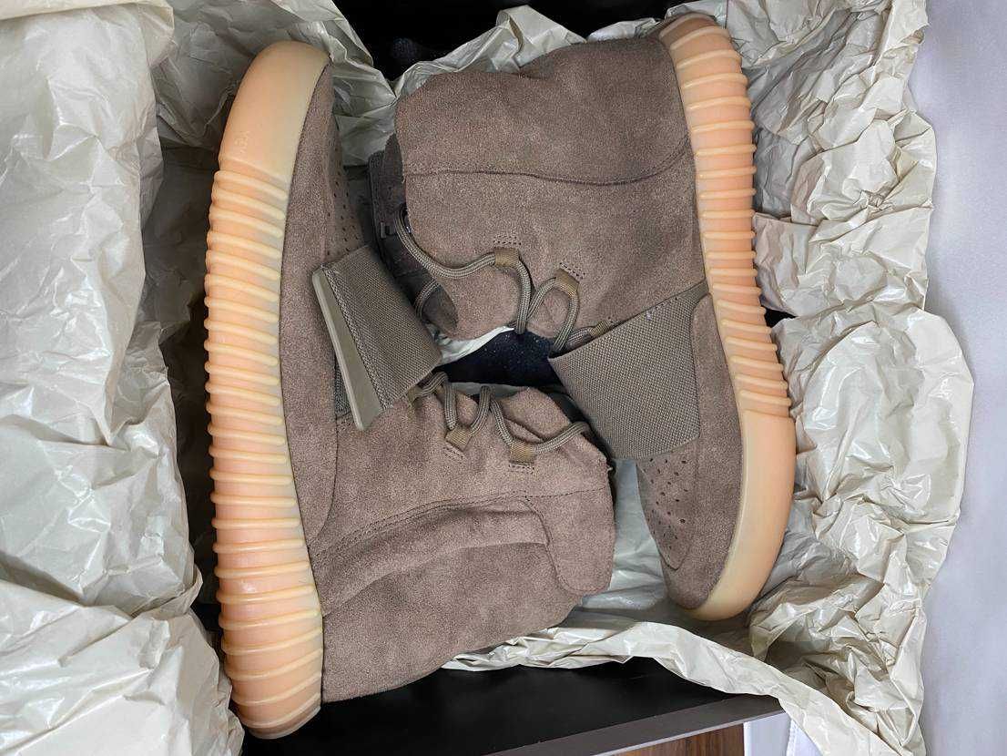 adidas YEEZY Boost 750 "Light Brown Gum (Chocolate)"