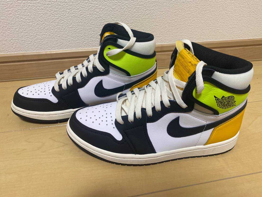 Nike Air Jordan 1 High OG "Volt Gold"