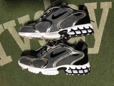 STUSSY × NIKE AIR ZOOM SPIRIDON CAGED "PURE PLATINUM/BLACK-WHITE"