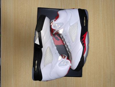 Nike Air Jordan 5 Retro "Fire Red" (2020)