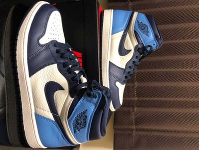 Nike Air Jordan 1 Retro High OG "Obsidian/University Blue"