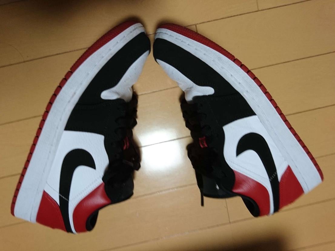 Nike Air Jordan 1 Low "Black Toe"