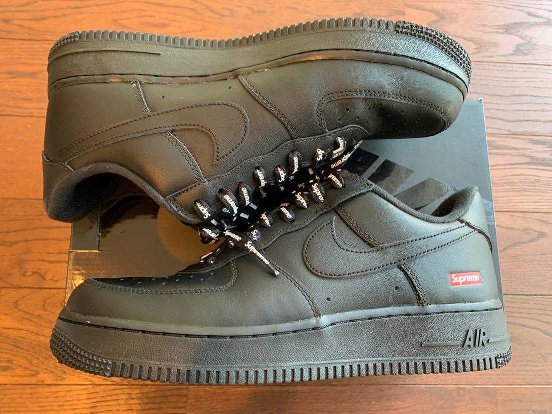 Supreme × Nike Air Force 1 Low "Black"