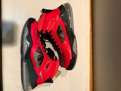 Paris Saint-Germain (PSG) × Nike Jordan Mars 270 "Infrared 23/Reflect Silver-Black"