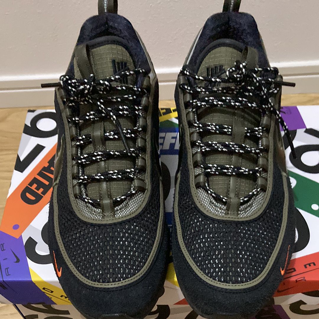 UNDEFEATED × Nike Air Zoom Spiridon "Cargo Khaki"