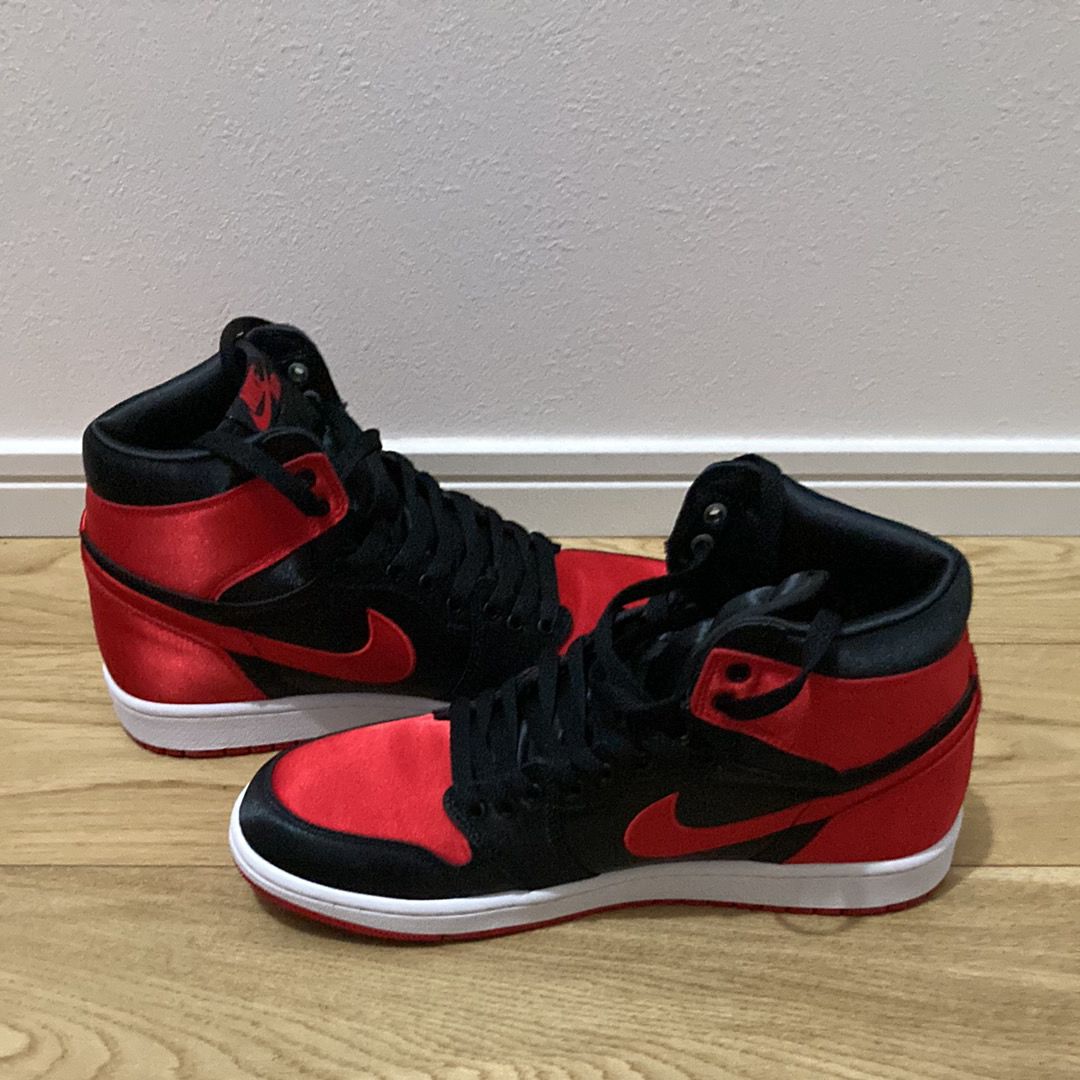 Nike Women's Air Jordan 1 Retro High OG "Satin Bred"