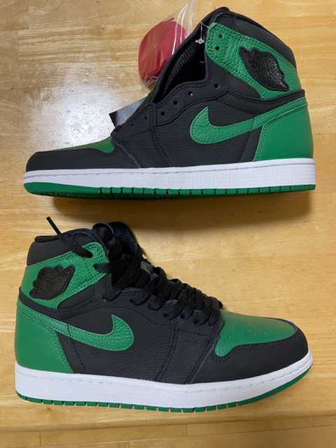 Nike Air Jordan 1 Retro High OG "Black/Pine Green" (2020)