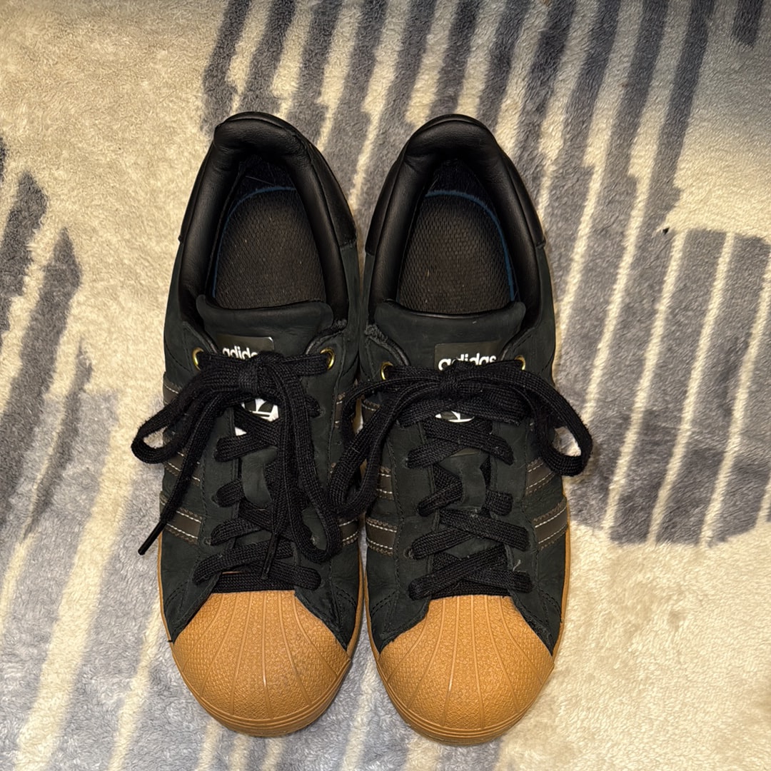 adidas Superstar GORE-TEX "Core Black/Gum/Shadow Olive"