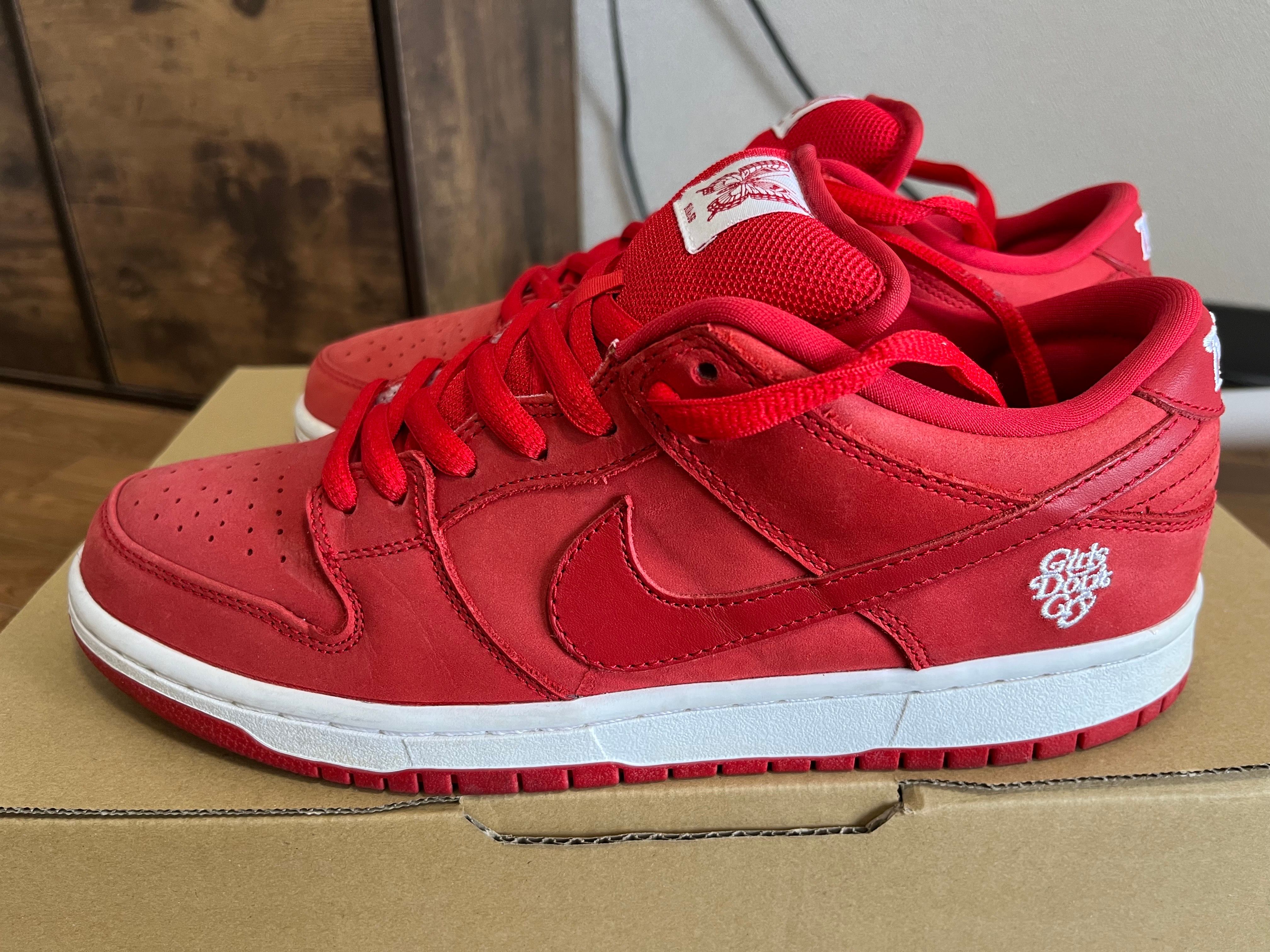 Girls Don't Cry × Nike SB Dunk Low Pro QS "Red" / VERDY