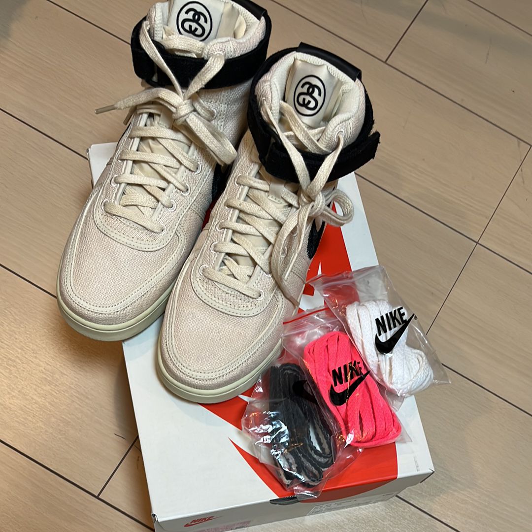 ステューシー × ナイキ バンダル ハイ "フォッシル"
