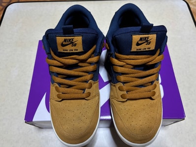 Nike SB Dunk Low "Desert Ochre and Midnight Navy"