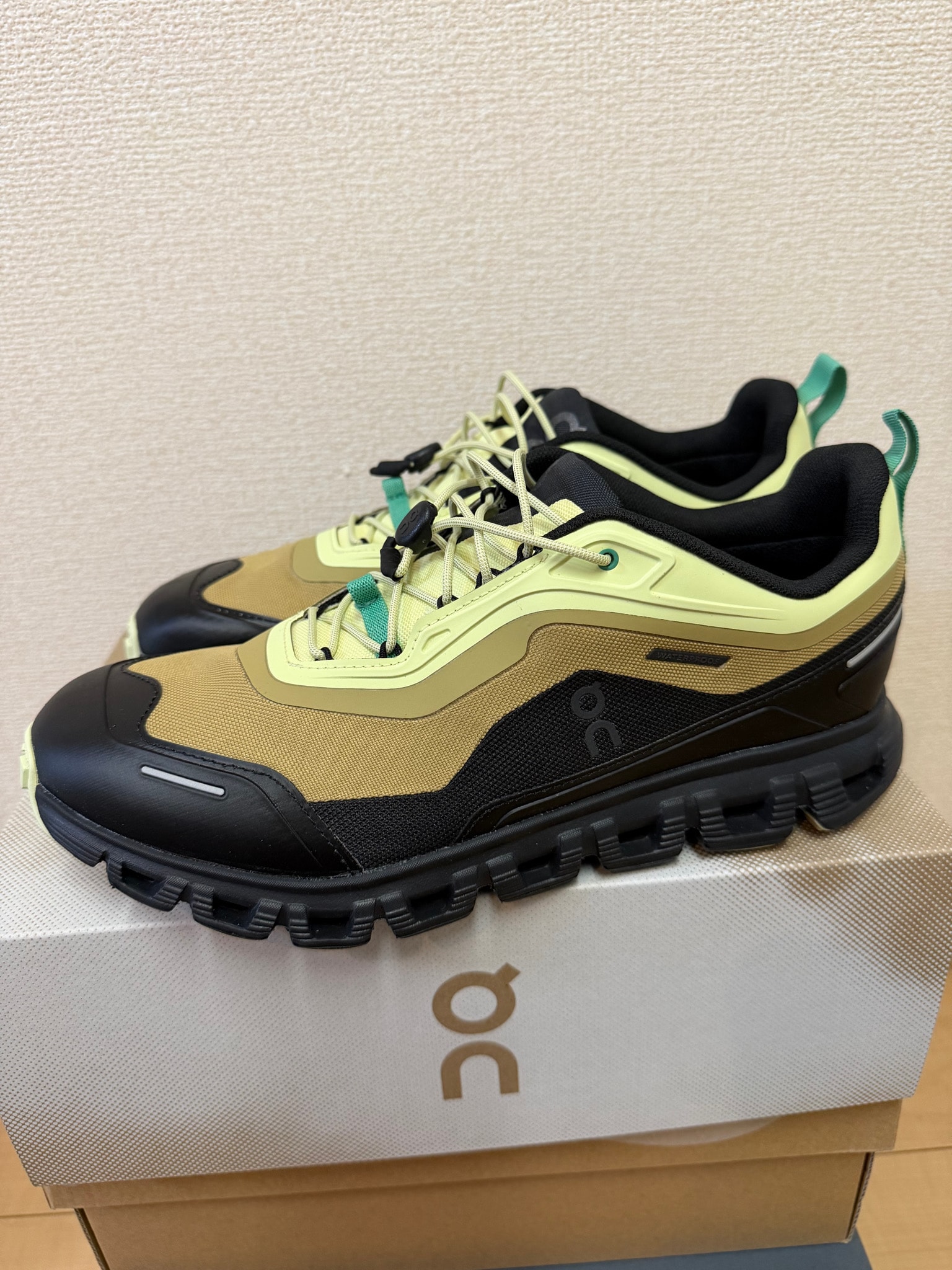 On Cloud 6 Geo Waterproof "Limelight/Safari"
