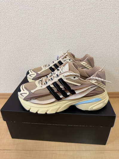 Pharrell Williams × adidas Adistar Jellyfish "Crystal Sand"