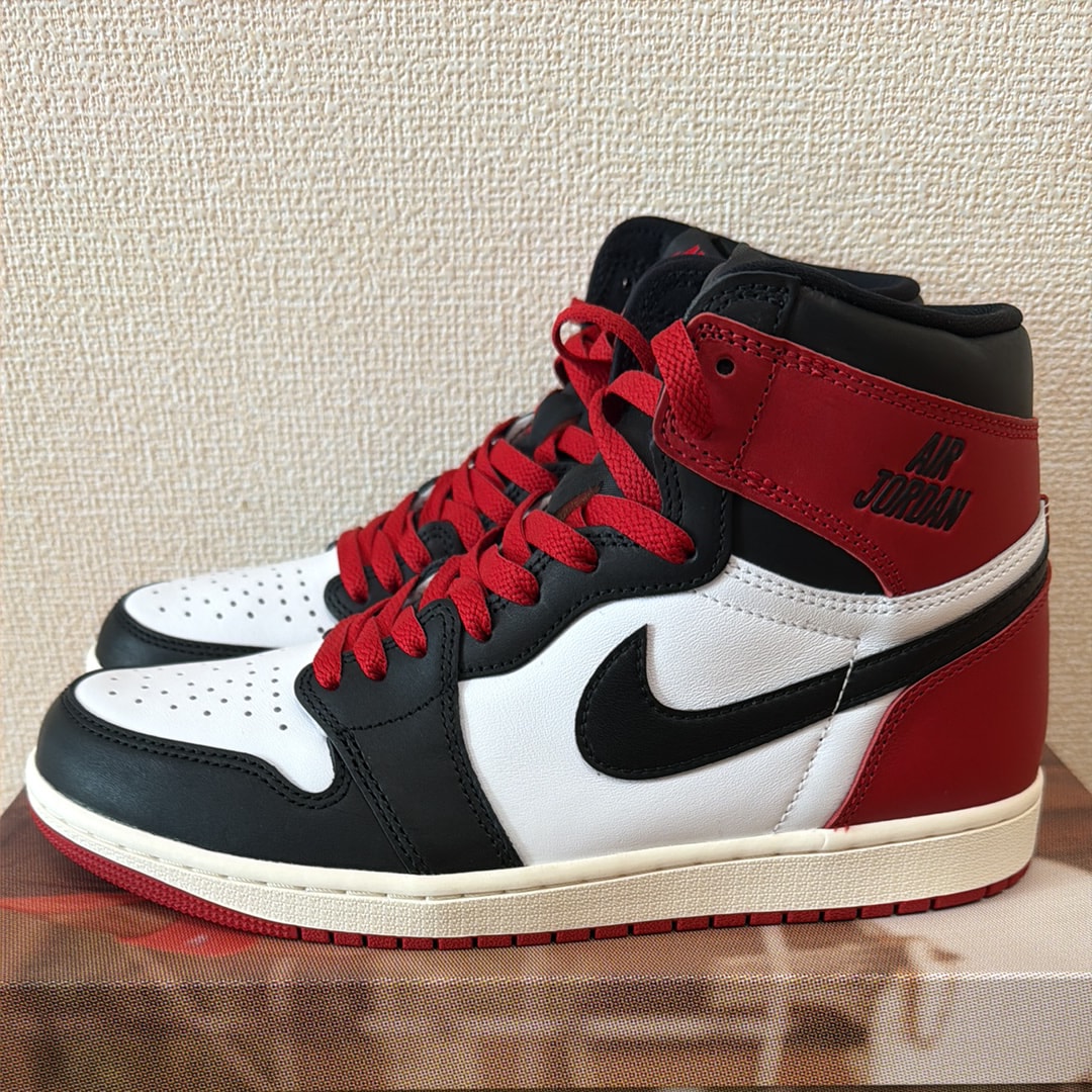 Nike Air Jordan 1 Retro High OG "Black Toe Reimagined"