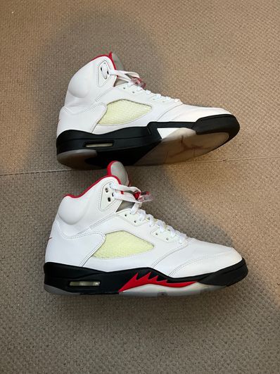 Nike Air Jordan 5 Retro "Fire Red" (2020)