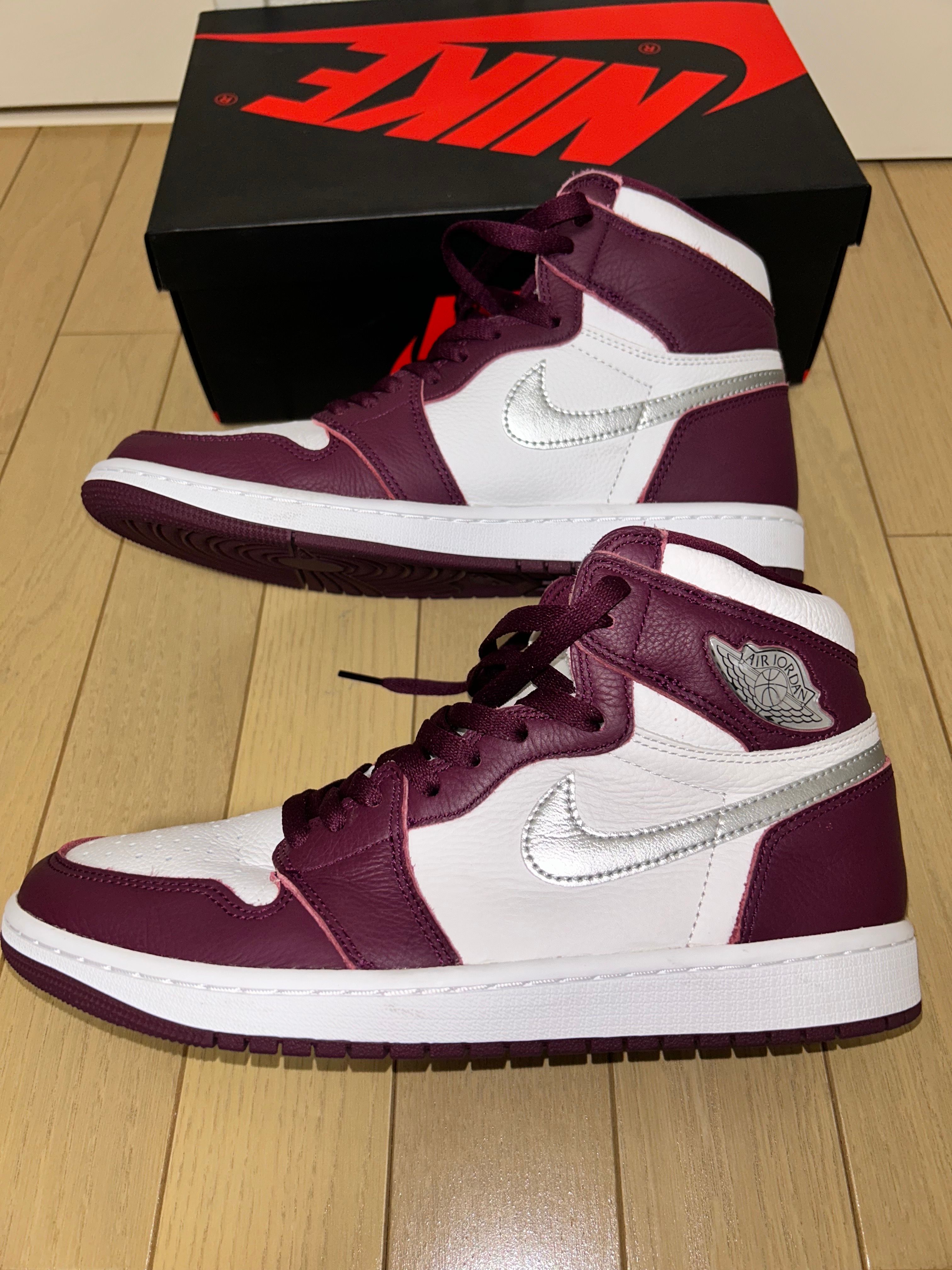 Nike Air Jordan 1 High OG "Bordeaux"