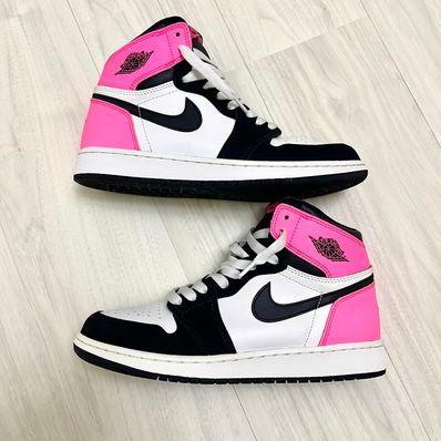 Nike Air Jordan 1 Retro High Nike Air Jordan 1 Retro High