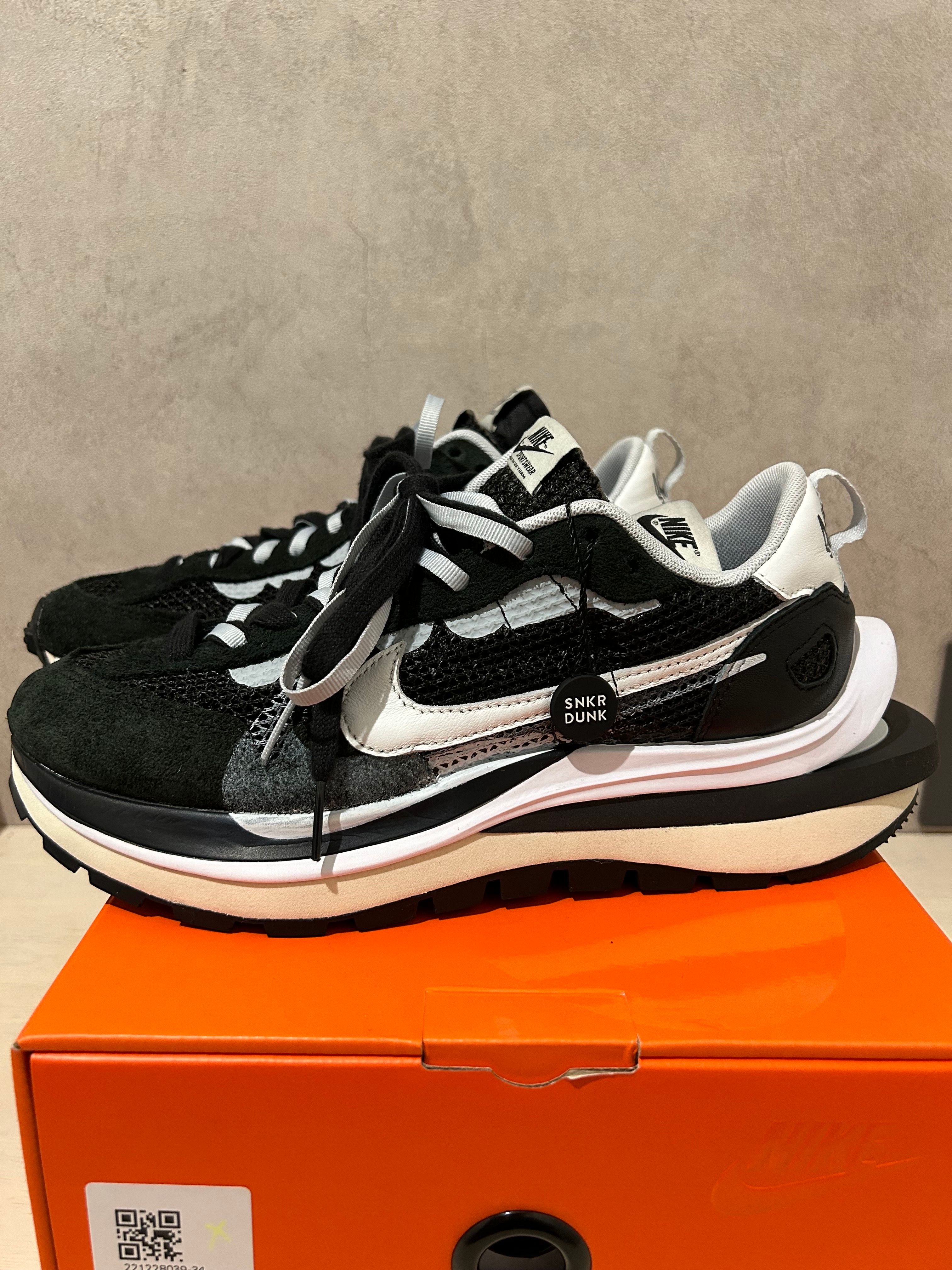 sacai × Nike Vapor Waffle "Black and White"