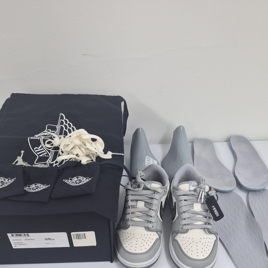 Dior × Nike Air Jordan 1 Low OG "Wolf Grey/Black-Sail-White"