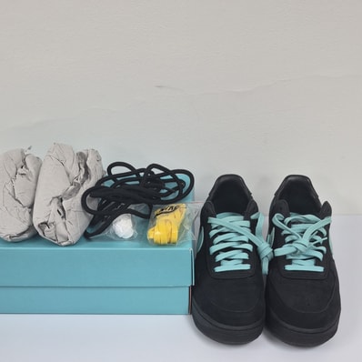 Tiffany & Co. × Nike Air Force 1 Low "1837"