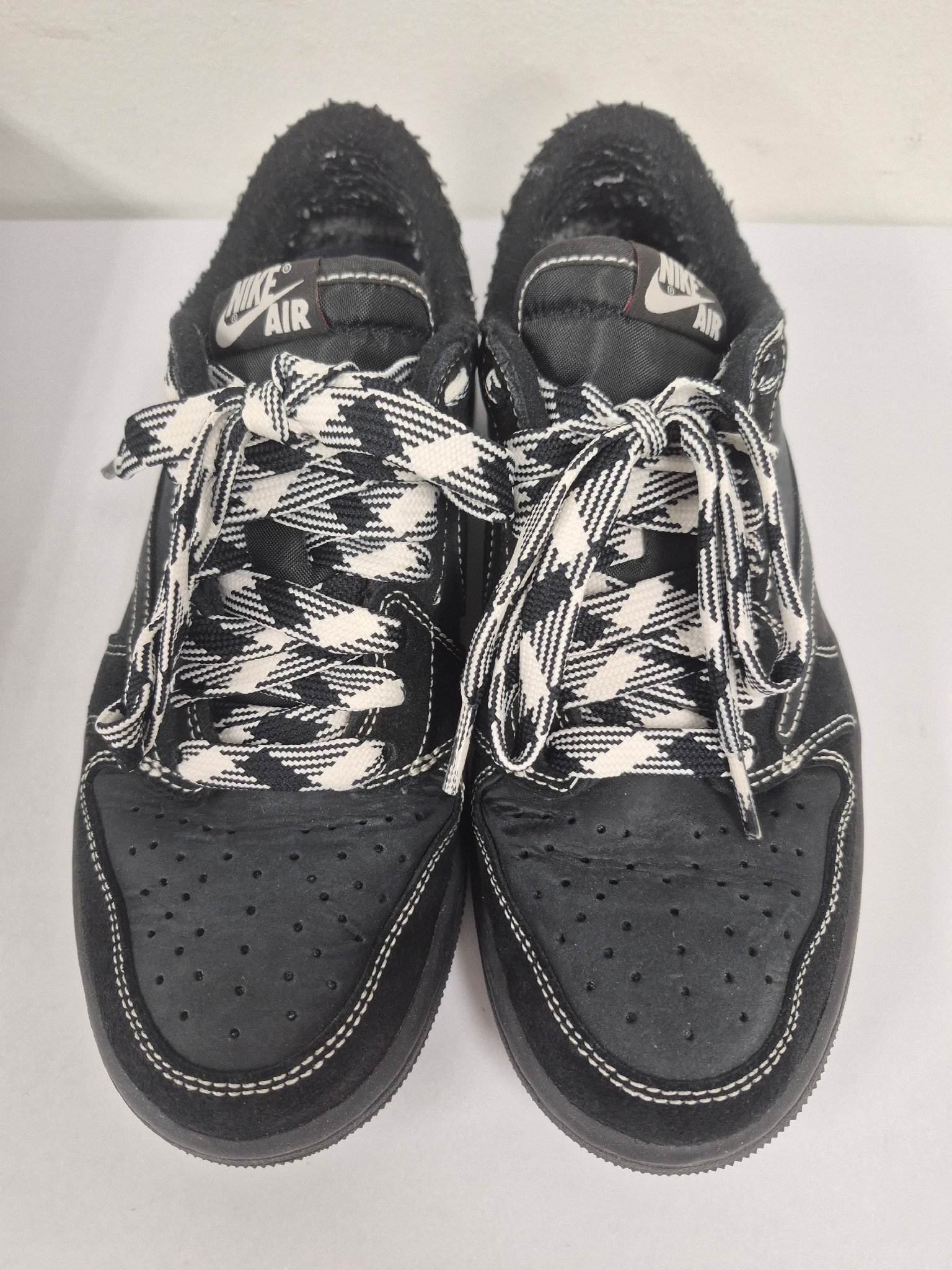 Travis Scott × Nike Air Jordan 1 Low OG SP "Black Phantom"