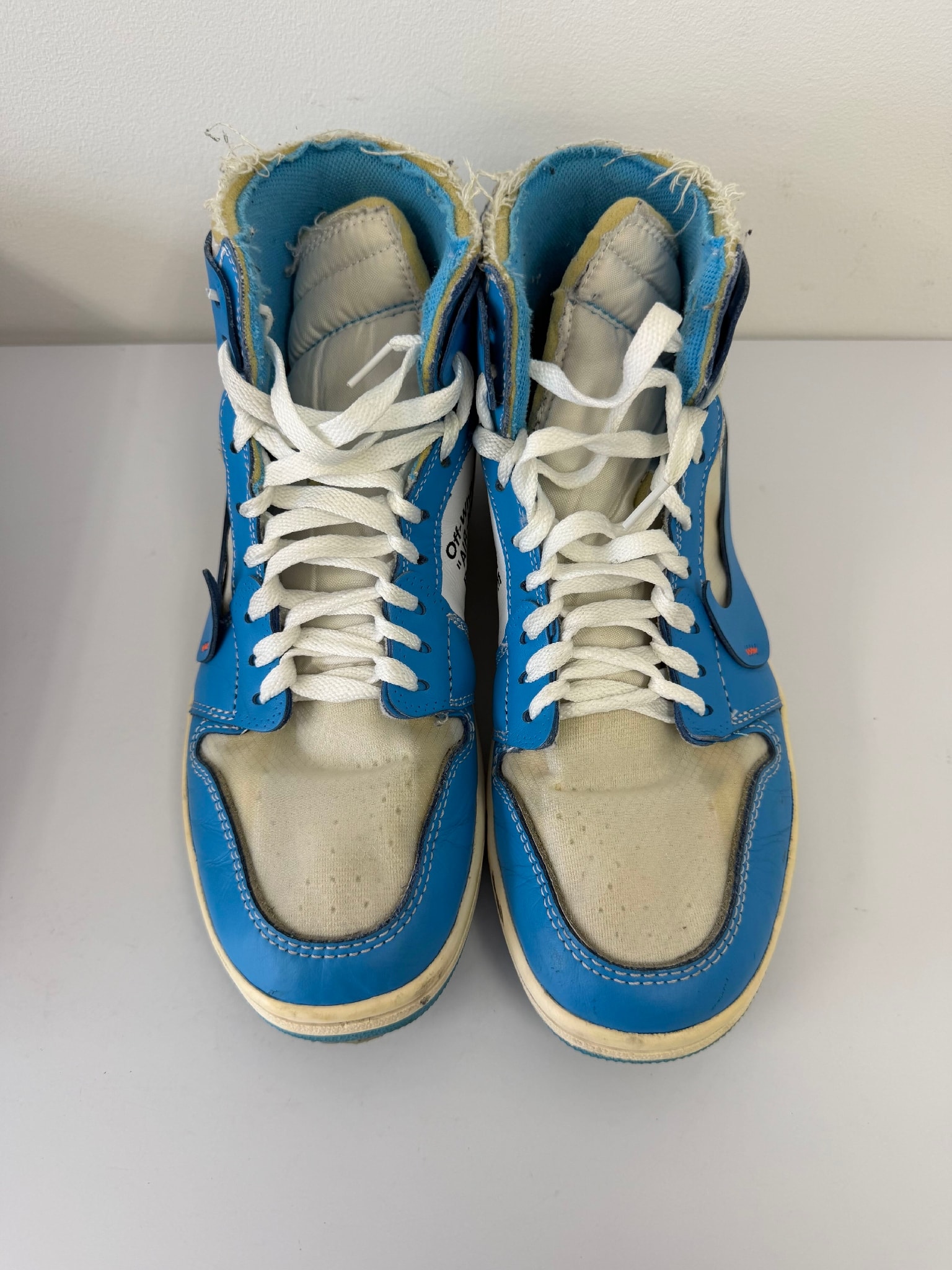 Off-White × Nike Air Jordan 1 High UNC "White/Dark Powder Blue"