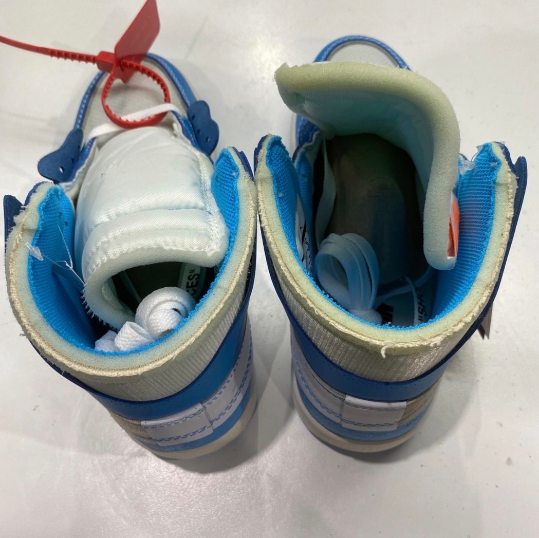 オフホワイト×ナイキ エアジョーダン1 ハイ UNC "ホワイト/ダーク パウダー ブルー"