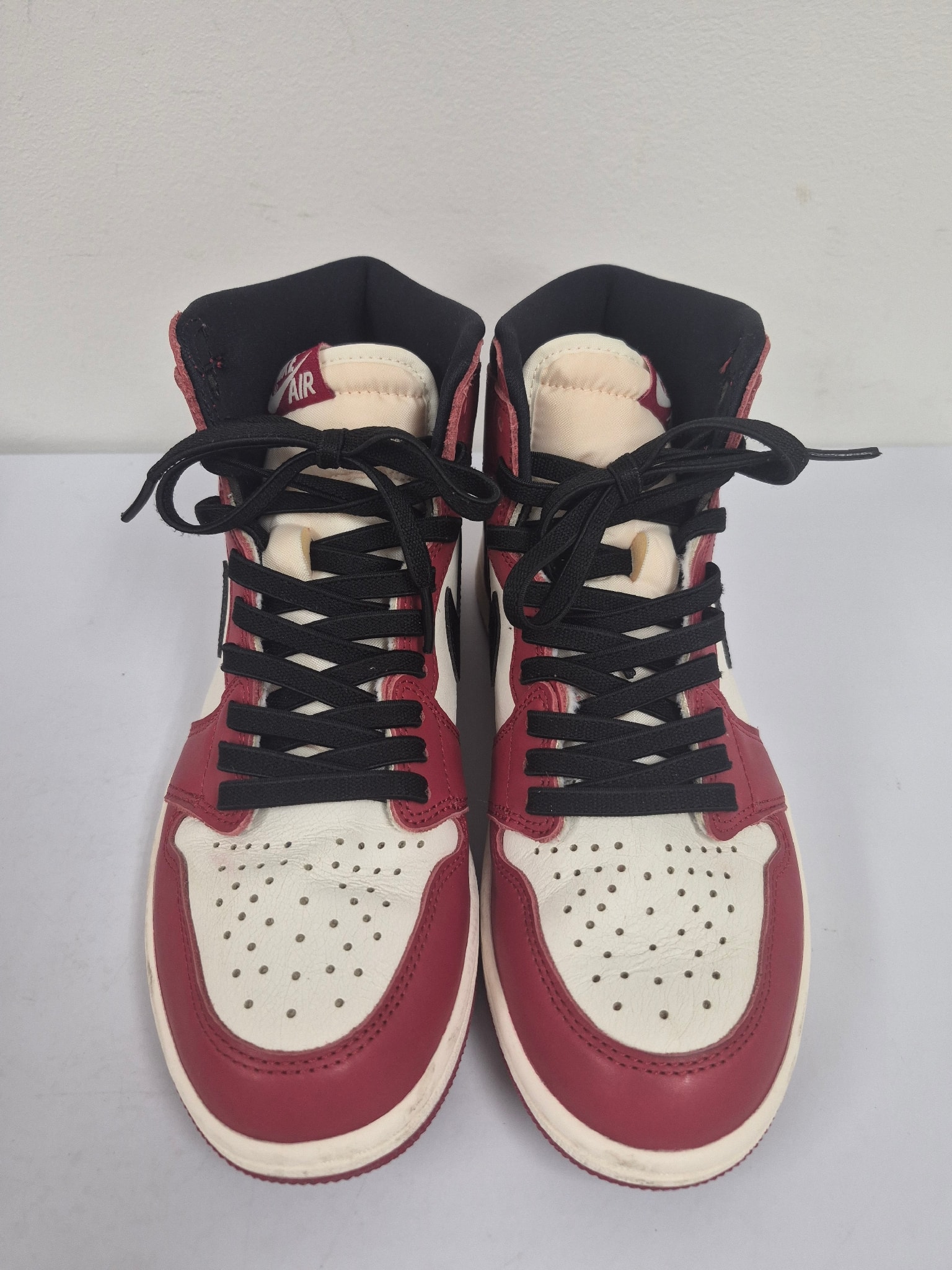Nike Air Jordan 1 High OG "Lost & Found/Chicago"