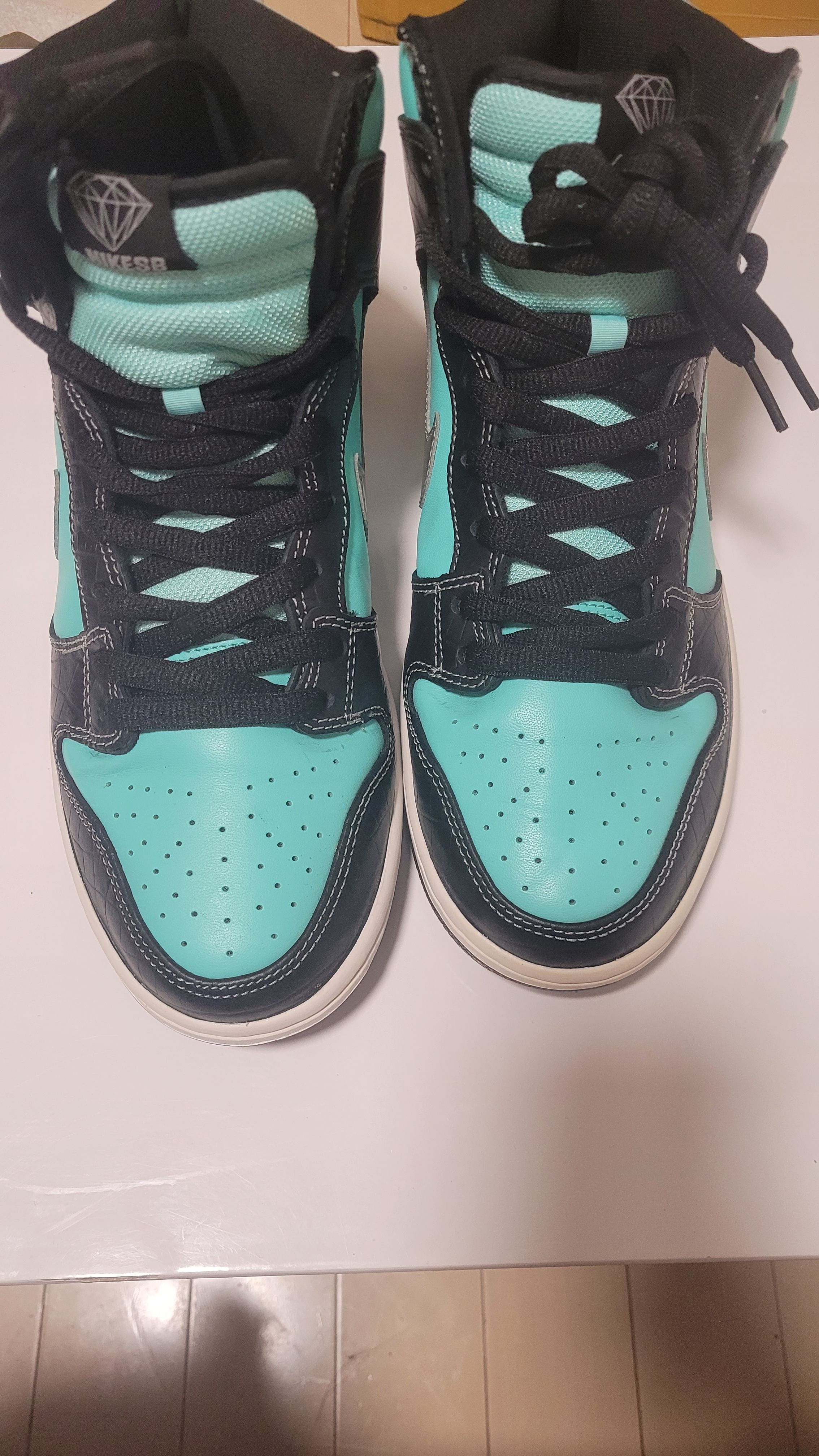 Diamond Supply × Nike SB Dunk High "Tiffany"